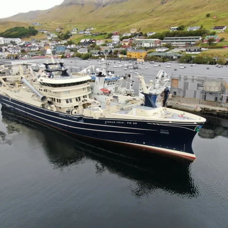 Finnur Fríði landar til Varðan Pelagic