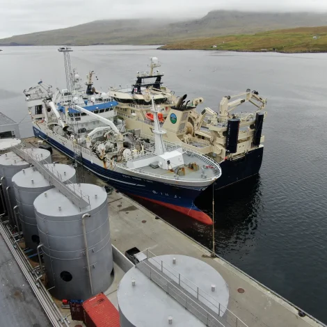 Tróndur í Gøtu hevur landað til Varðan Pelagic