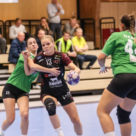 Eins og seinastu árini, skulu bæði menninir og kvinnurnar úr Hoyvík spæla í European Cup (Savnsmynd: Jens Kr. Vang)