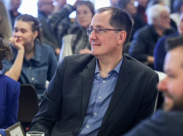 Dennis Holm (Savnsmynd: Sverri Egholm)