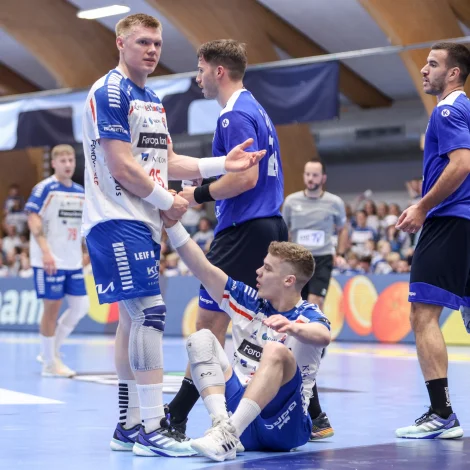 Vilhelm Poulsen er tøkur aftur og skal allarhelst  til Kosovo saman við Óla Mittún og 14 øðrum í mai (Mynd: Sverri Egholm)