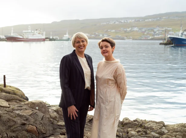 Margit Stórá og Súsanna Bertholdsen (Mynd: Javnaðarflokkurin)