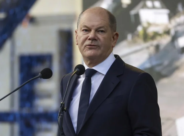 Týski samveldiskanslarin, Olaf Scholz (Mynd: EPA)