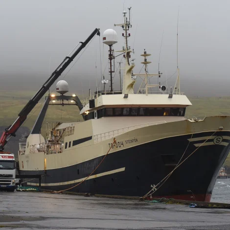 Tríggir trolarar landaðu í Hvalba mikudagin