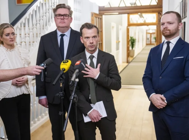 Norðurlendskir løgmálaráðharrar frá høgru Emilie Enger Mehl (Noreg), Gunnar Strommer (Svøríki), Peter Hummelgaard (Danmark), og Bjarni Kárason Petersen (Mynd: EPA)