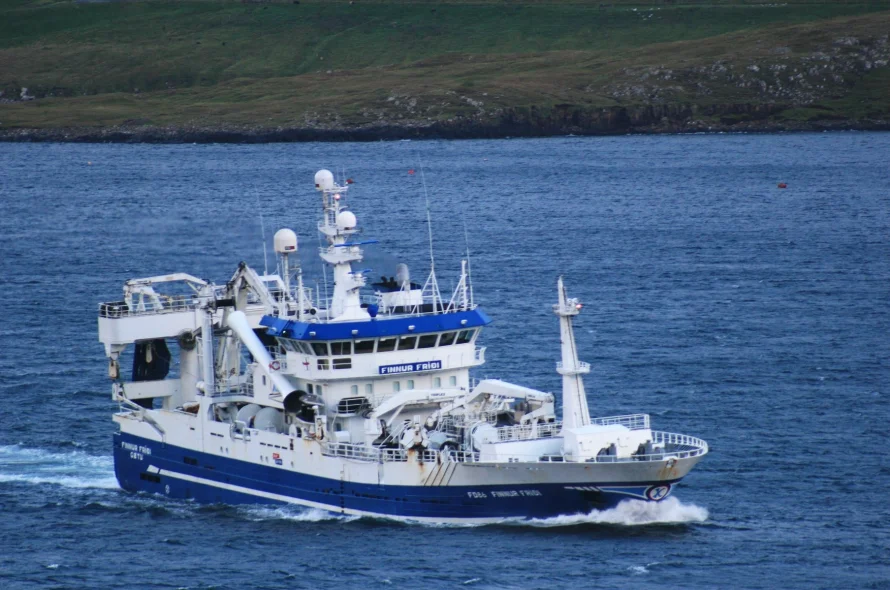 jn.fo | Tróndur í Gøtu og Gøtunes landa á Tvøroyri