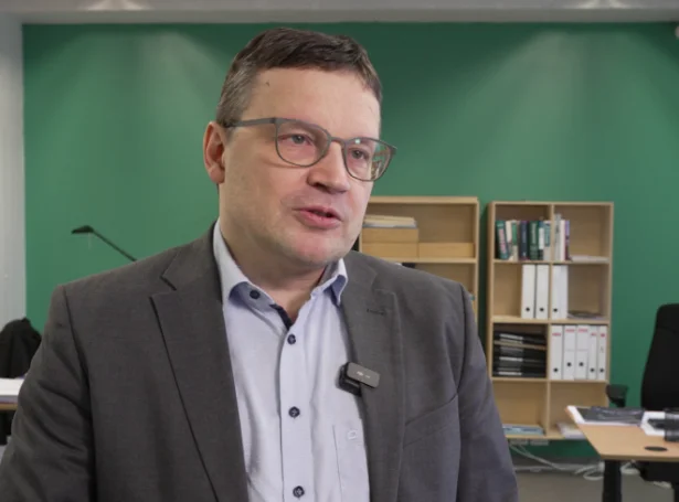 Ben Arabo, formaður í nýskipanarnevndini (Savnsmynd)