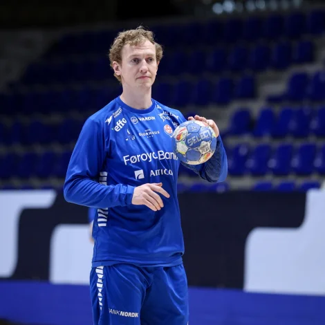 Allan Norðberg aftur í Youth and Sports Center í Kosovo, har hann var við at vinna Føroyum gull í menningarkapping í 2015. Tað eydnaðist millum annað at vinna tvær ferðir á vertunum (Mynd: Sverri Egholm)