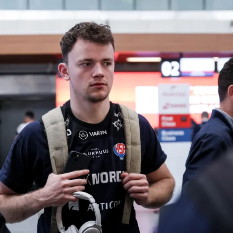 Í fjør var Füchse Berlin í Champions League-finaluni. Har spældi Hákun West av Teigum ein frálíkan dyst - málið er aftur finalan (Mynd: Sverri Egholm)