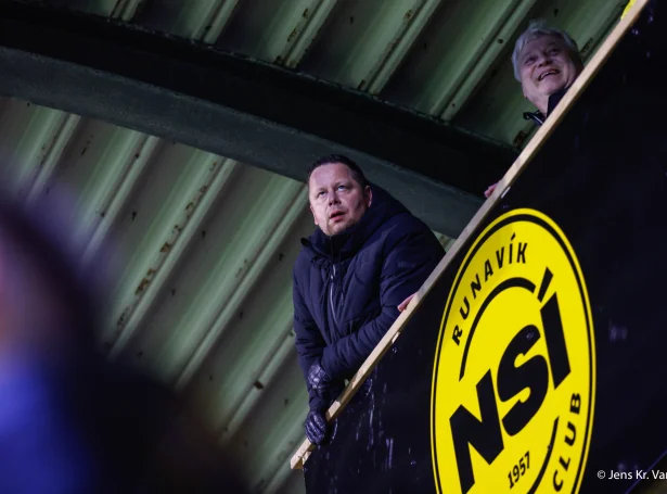 Karstin Joensen og hini hjá NSÍ hava seinastu tíðina arbeitt við venjaraloysn (Mynd: Jens Kr. Vang)