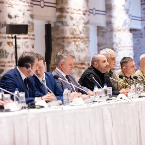Ukraina: Næsta stig eigur at verða fundur millum Putin og Zelenskyj