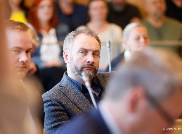 Bárður á Lakjuni hevur ikki ætlanir um at gera kollveltandi broytingar fyri Kringvarpið (Mynd: Jens Kr. Vang)