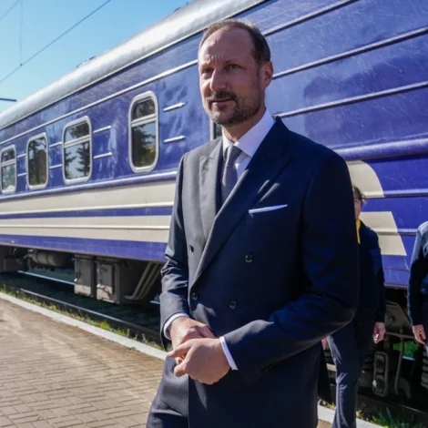 Haakon krúnprinsur í Ukraina