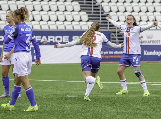 Video: Sí flotta málið hjá Áslu móti Slovakia