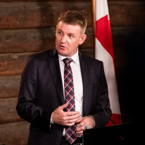 Løgmaður: Føroyar stuðla Grønlandi