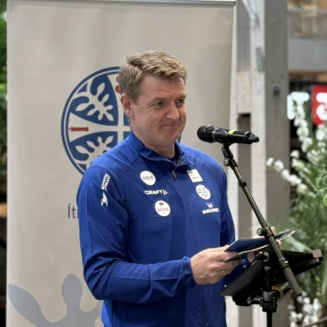 Oyggjaleikir: Løgmaður ynskti íðkarum góða ferð