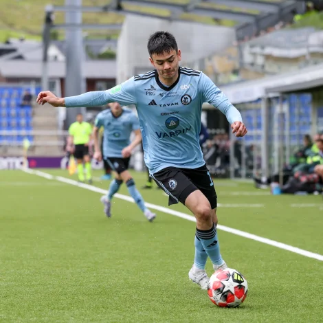 Víkingur skal royna at fáa góða evropeiska uppliving í Klaksvík. Her sæst Ingi Jonhardsson í Champions League í fjør (Savnsmynd: Sverri Egholm)