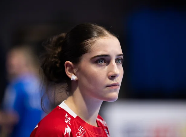 Unga Gylta á Neystabø verður annar málverjin til dystin móti Spania í kvøld (Savnsmynd)