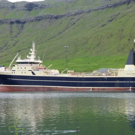 Polar Princess landar í Kollafirði
