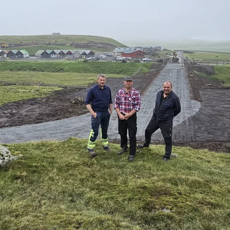 Frá vinstru Andrass Andreasen, Grettir, Hans Vilhelm Lützen, HVL og Brandur í Dali, Føroya Ríðingarfelag