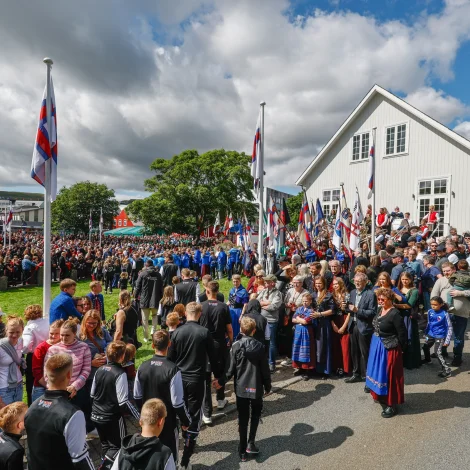 Ólavsøkan verður sett klokkan 14