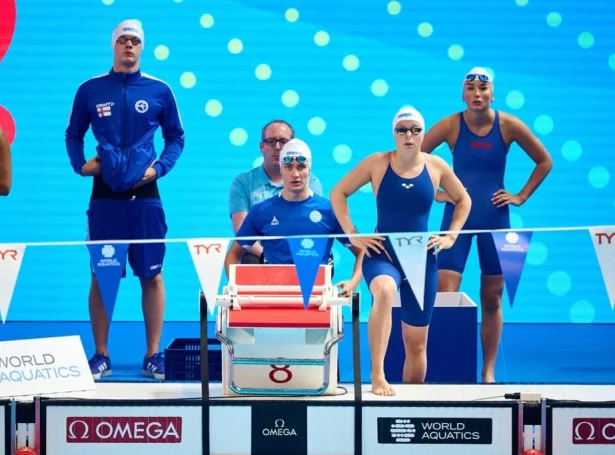- Mix-liðið hjá okkum megnaði at svimja seg til úrslitið 4:12.80 og eina plasering sum nummar 29 av 38 í 4×100 blandað í HM 2025 í Singapore (Mynd: Svimjisamband Føroya)