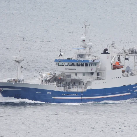 Katrin Jóhanna landað í Fuglafirði