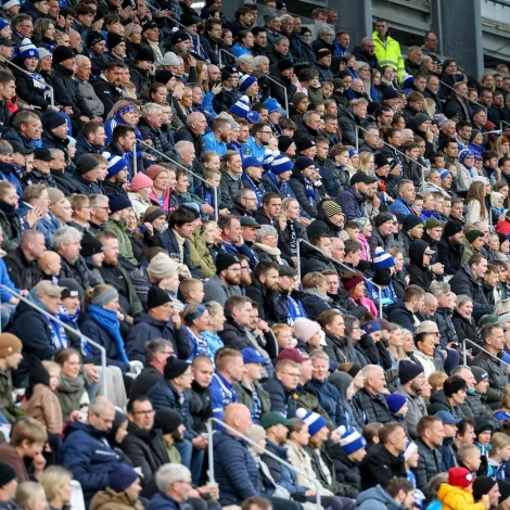 KÍ-áskoðarar til evropeiskan dyst á Tórsvølli fyrr í ár - nógv savnast í Havn aftur í annaðkvøld (Savnsmynd: Sverri Egholm)