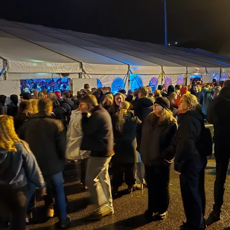 Vend í hurðini í Tjaldinum