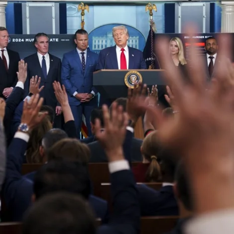 Trump setir tjóðarhirðina inn í Washington D.C.