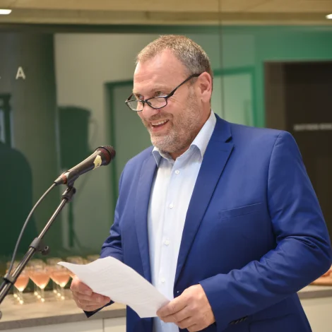 Sjóvinnustýrið kannar hendingina í Vestmanna