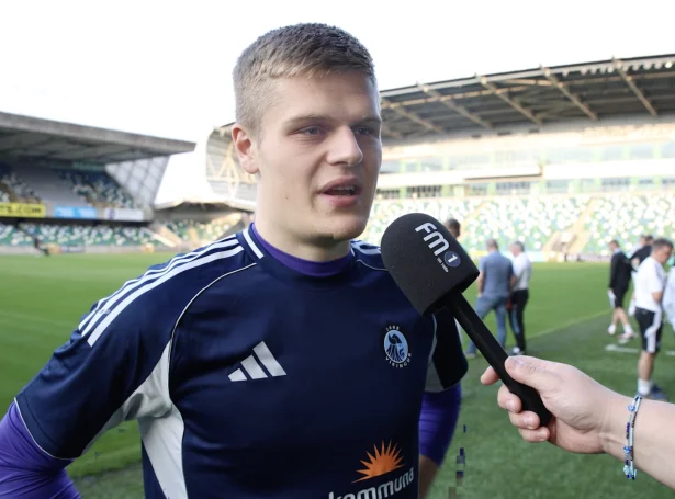 Nýklaktur pápi: - Eri klárur til dystin hóskvøldið