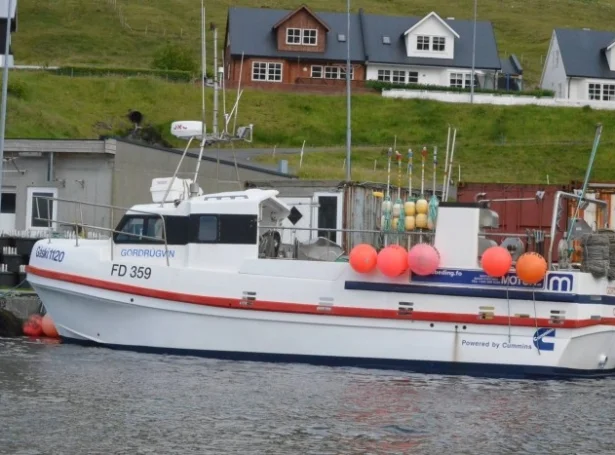 Gordrúgvin, sum royndi við línu á Mýlingsgrunninum, hevði útvið 8.000 pund.
