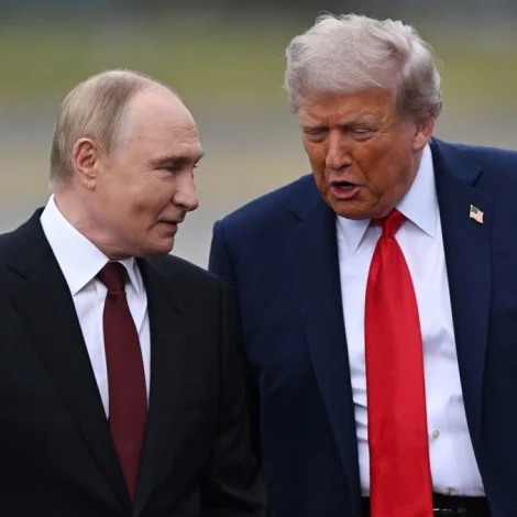 Trump havt longri samrøðu við Zelenskyj og evropeiskar leiðarar