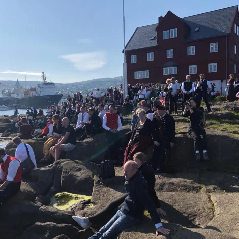 Stívliga 55.000 fólk búðu í Føroyum 1. juli - vøksturin var 0,7 prosent