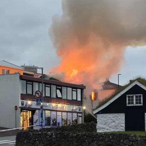 Eldur í sethúsum í Havn