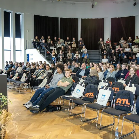 262 nýggj lesandi byrjað á Setrinum