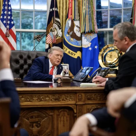 Trump hevur tosað við Putin
