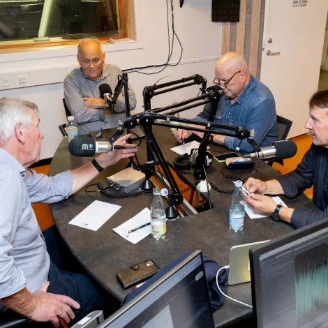 Stjórnin hyggur uppá skiftini í Tinganesi