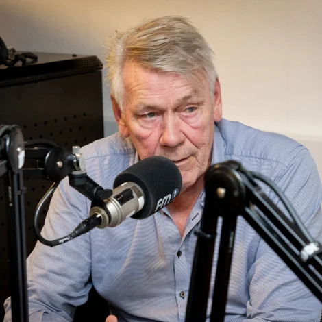 Jóannes Eidesgaard: Samgongan fer at sita sum longst