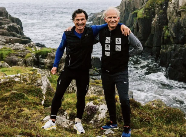 Norski 'hotelkongurin', Petter Stordalen vitjaði í Føroyum í fjør. Her saman við stjóranum í hotelketuni, Strawberry, Torgeir Silseth