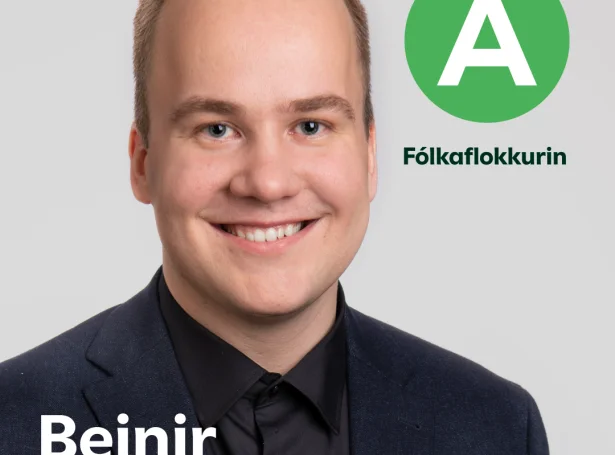 Beinir Johannesen, formaður Fólkafloksins. Hóast eina afturgongd í mun til seinastu veljarakanning, er tað framvegis nógv flestir veljarar, sum stuðla hansara flokki.