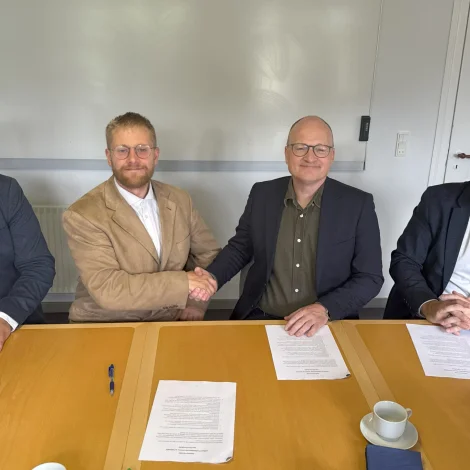 Fróðskaparsetrið og Málráðið gjørt samstarvsavtalu