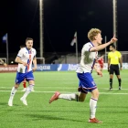 21-ára gamli havnarmaðurin avgjørdi eisini landsdystin á Gibraltar fyrr í mánaðinum, so hóast hann spælir á bakkinum, so ger Martin Agnarsson eisini vart við seg longur frammi á vøllinum (Mynd: Sverri Egholm)
