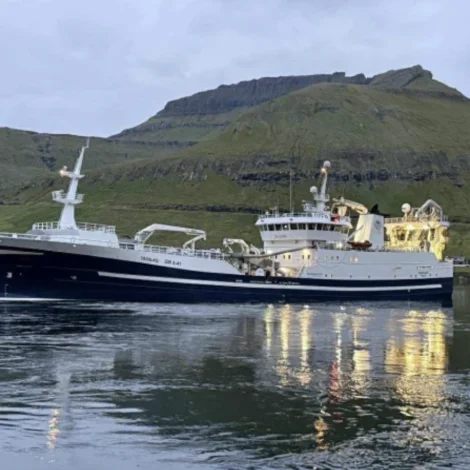 Ammoniak leki umborð á Tasiilaq