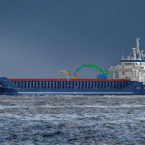 Sandship hevur keypt Bonacieux úr Týsklandi