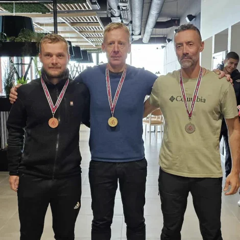 Pauli og Súsanna Føroyameistarar í FM í vegasúkkling