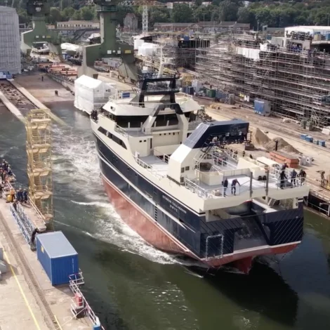 Video: Sjúrður Tollaksson farin av bakkastokki í Póllandi