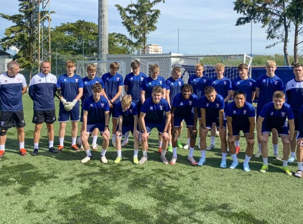 U17-dreingirnir, sum luttóku í EM-undankapping í Albania fyri einum ári síðani (Mynd: FSF)