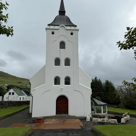 Mikkjalsmessuhald í Miðvágs kirkju